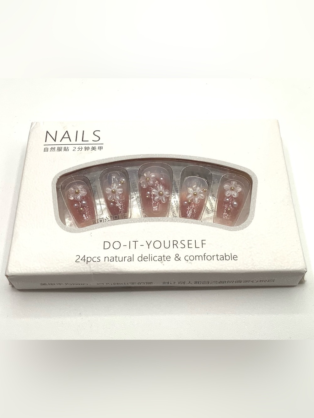 Press On Nail Kit with Floral and Pearl Appliqué - DIY